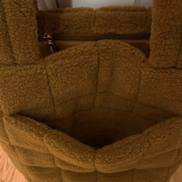 NWT Lululemon quilted grid tote bag 26L yoga brown burnt caramel - Picture 8 of 10